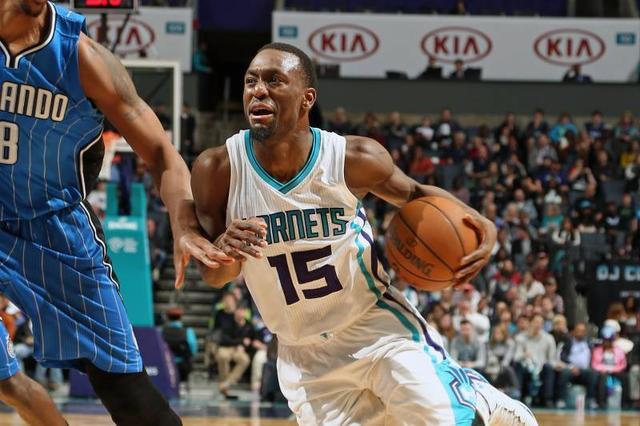 刺在攻守两 刺在攻守两