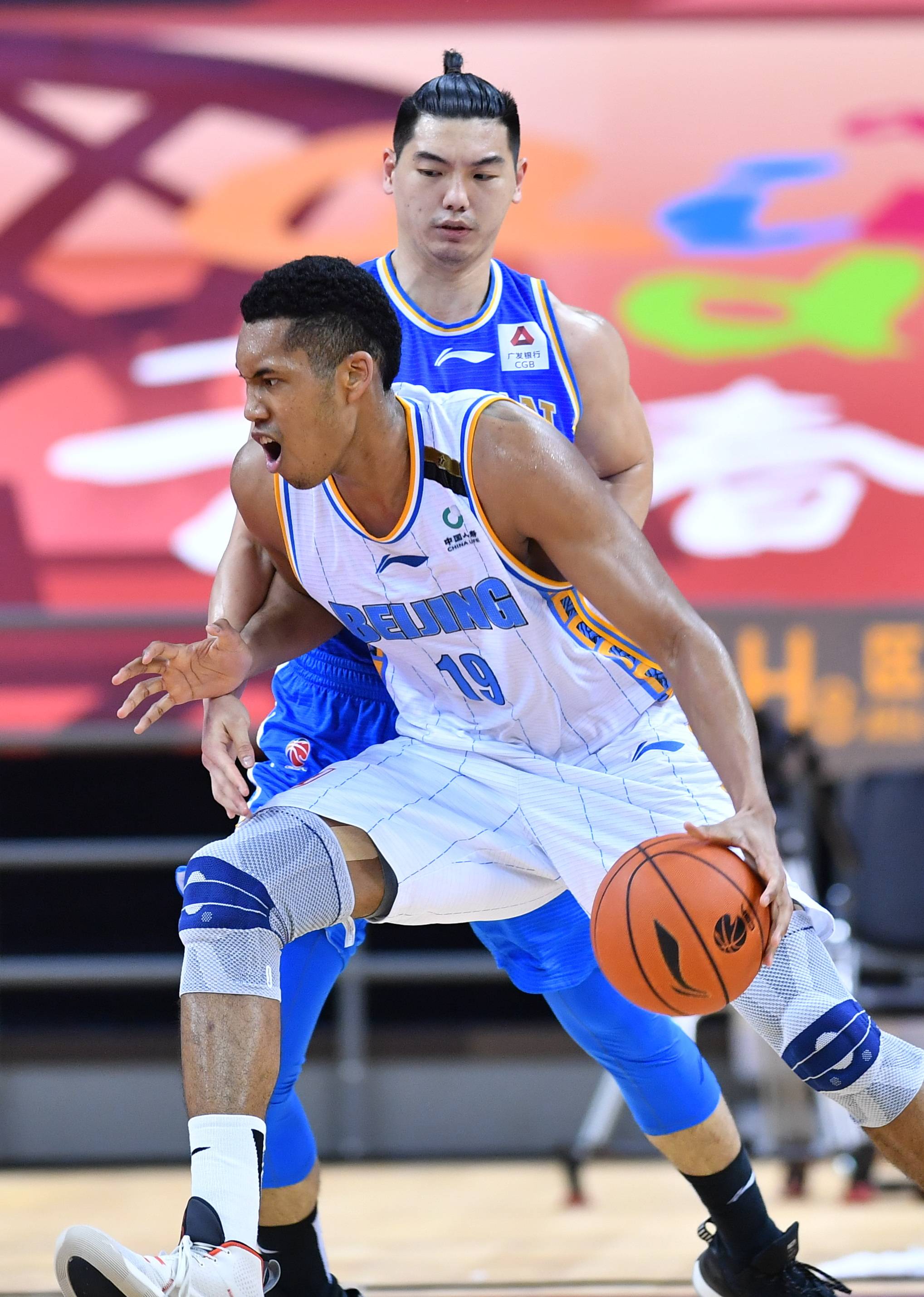 硬仗表现 硬仗表现