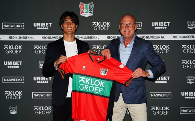 按下静音键 按下静音键