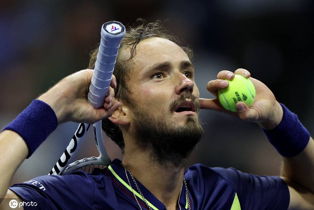 顺藤摸瓜 顺藤摸瓜